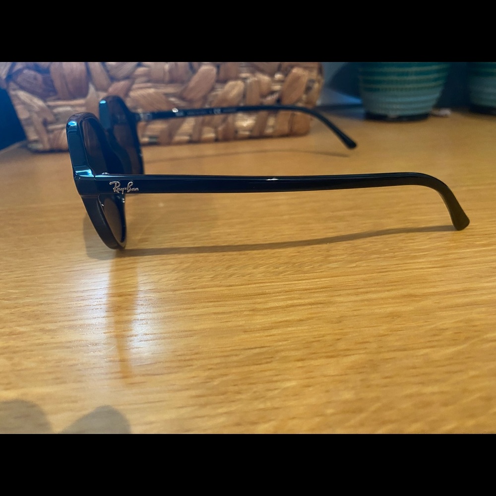 Ray Ban Sun Glasses